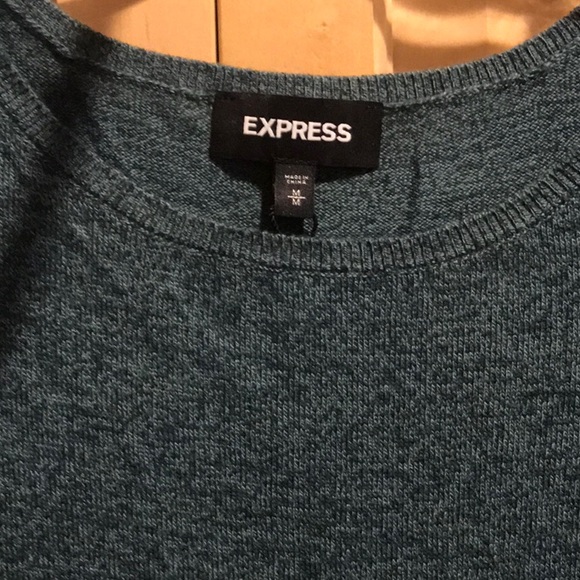 New Express cold-shoulder sweater - Picture 3 of 6
